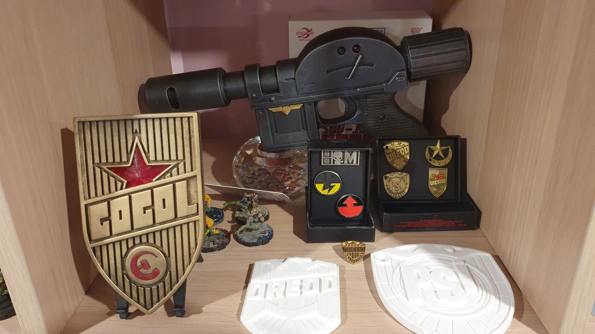 2000AD Stuff – My Dredd and Anderson&nbsp;Badges…